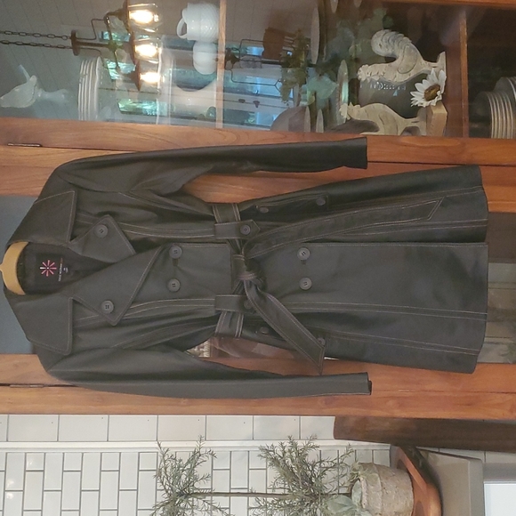 Issacmizrahilive black leather coat with tie belt size xs - Picture 1 of 7